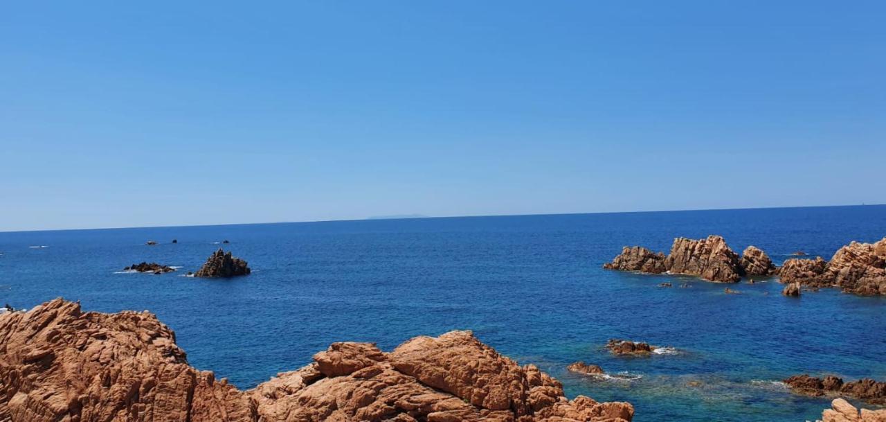 Appartamento Le Pleiadi Costa Paradiso Exteriör bild